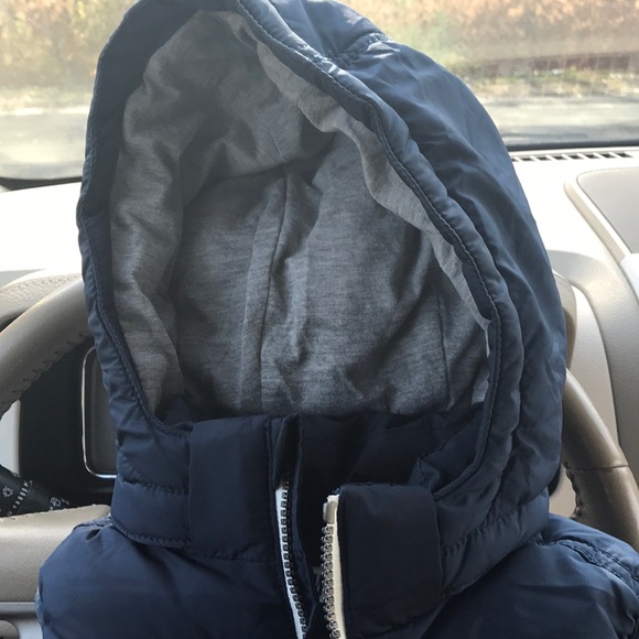 H&M vest - Picture 2 of 3